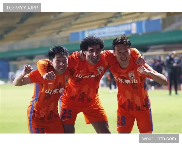 山东泰山艾孜海尔骨折待专家会诊 年轻中场赛季前景不明